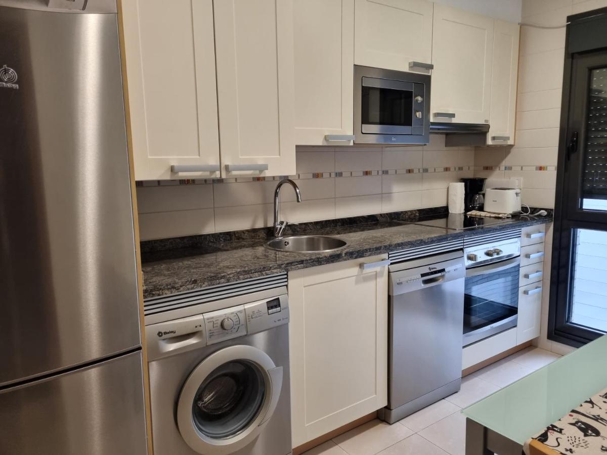 604a - Moderno 2 Apartment
